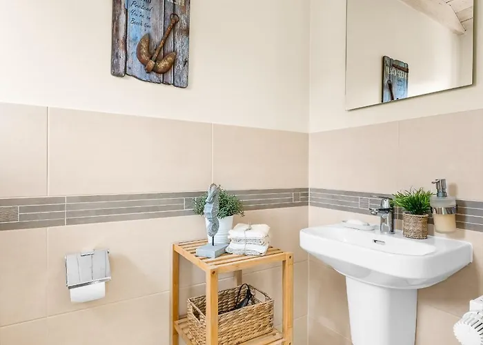 Tingeltuthus Semesterbostad